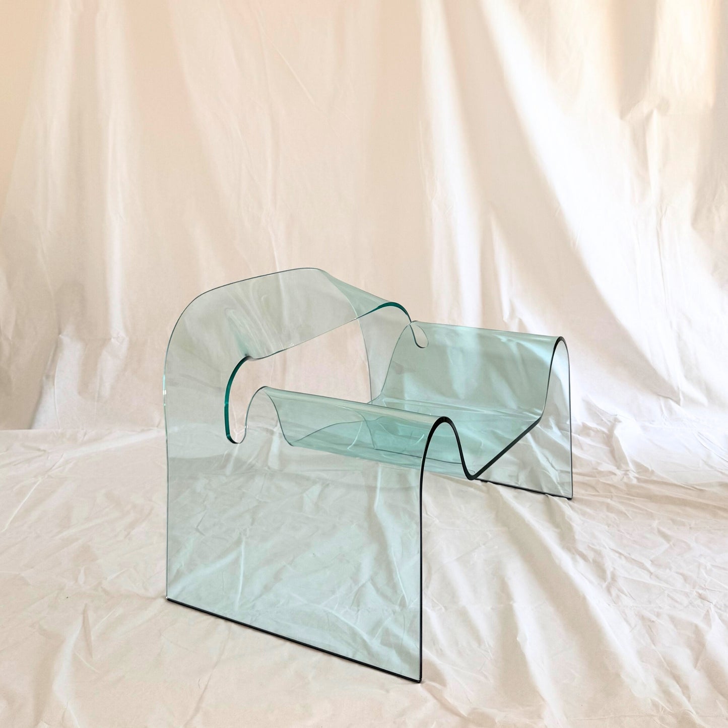 Vintage 1987 Italian Cini Boeri “Ghost Chair” for FIAM in Curved Glass