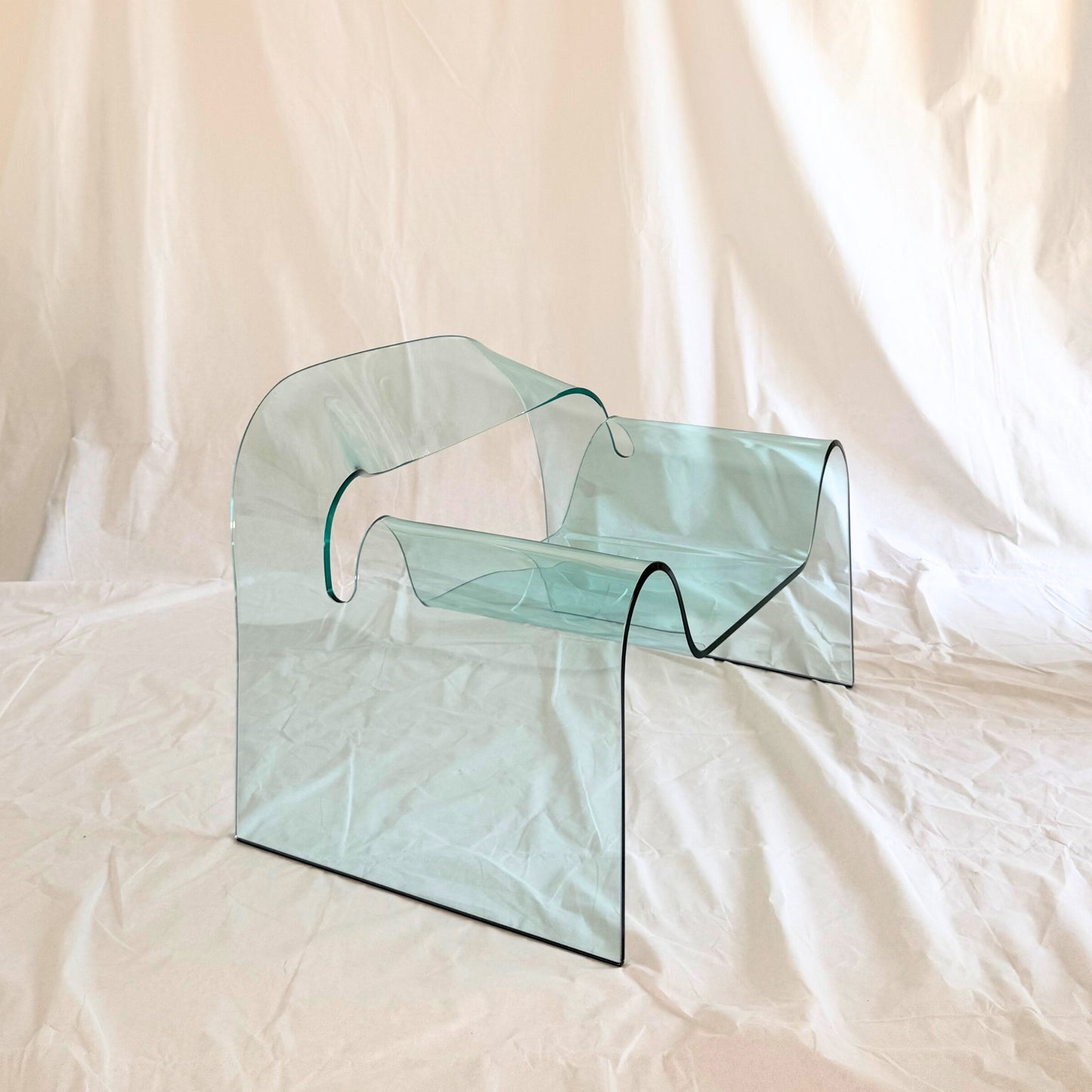 Vintage 1987 Italian Cini Boeri “Ghost Chair” for FIAM in Curved Glass